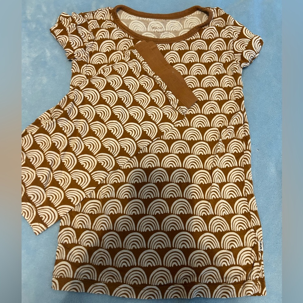 Little Sleepies short sleeve/shorts pjs 9/10